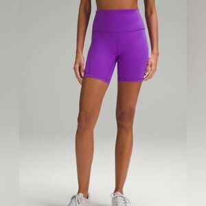 Lululemon Wunder Train Mesh Panel High-Rise Short 6"
Atomic Purple